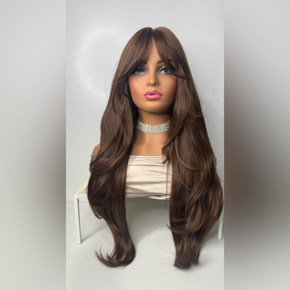 Long Chestnut Brown Synthetic Wig – Natural Brown, Curtain Bangs, Classic wig - Picture 10 of 11